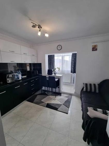 Apartament 42mp bloc 90 Mobilat zona Bulevard Poitiers - 3