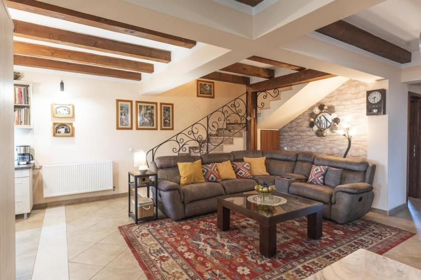 Penthouse in vila boutique – confort si exclusivitate, Sangeorgiu de Mures - 1