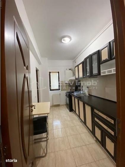 Apartament cu 3 camere în Sisești