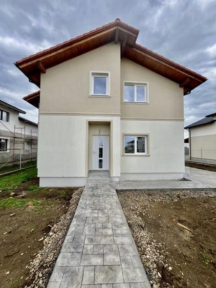 Casa Individuala, Complet Finalizata, 5 Camere - 14