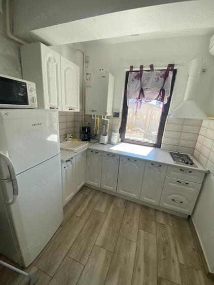 Inchiriez apt 2 camere la 30 m de plaja - 3