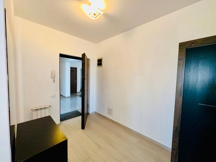 Aleea Privighetorilor 4 camere decomandate (ne)mobilat complet etaj 2/S+P+7 - 5