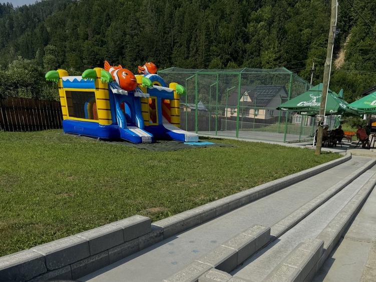 Afacere la cheie!! - 2