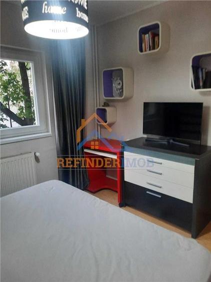 Apartament cu 2 camere semidecomandat, mobilat în Berceni