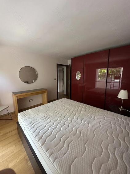 Proprietar inchiriez aoartament cu 3 camere - 4