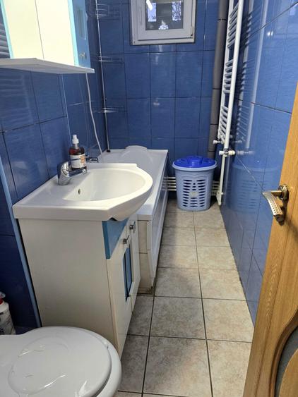 Inchiriez Apartament cu 3 camere -Piata Ciresica - 2