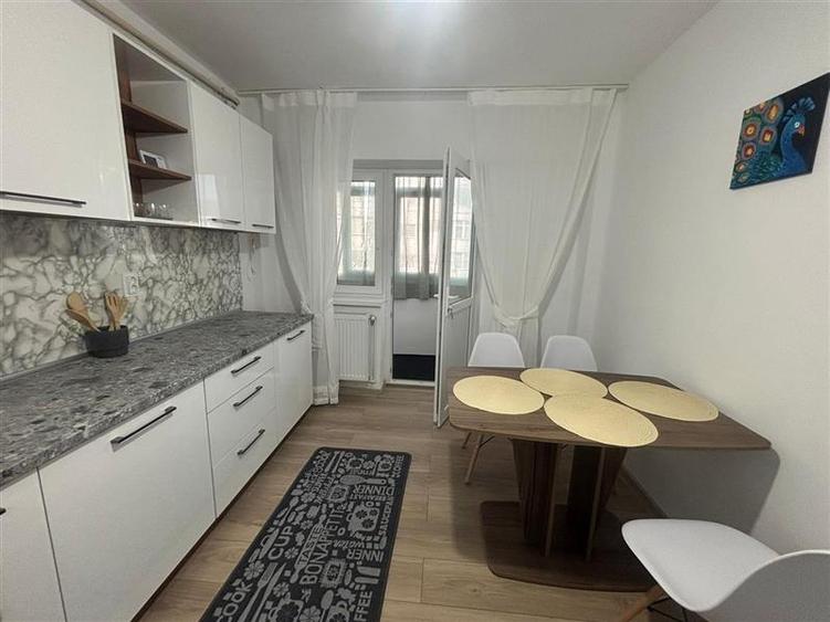 Apartament cu 2 camere de inchiriat strada Victoriei Tulcea - 9