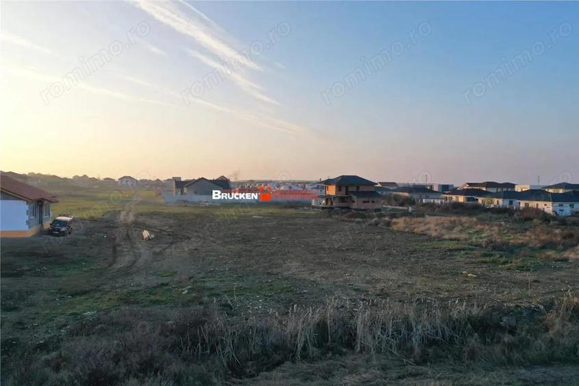 Terenuri pentru constructie case Sanmartin, limita cu Cihei - 2