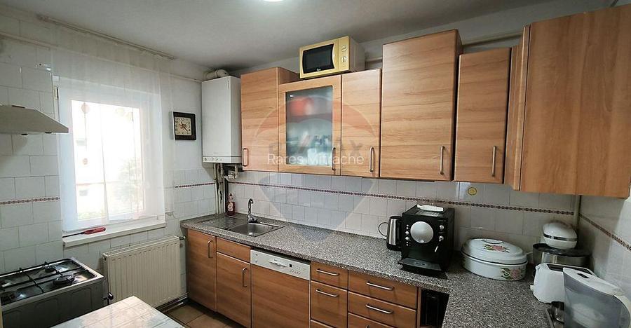Apartament 3 camere decomandate Parter, cartier Dupa-Zid