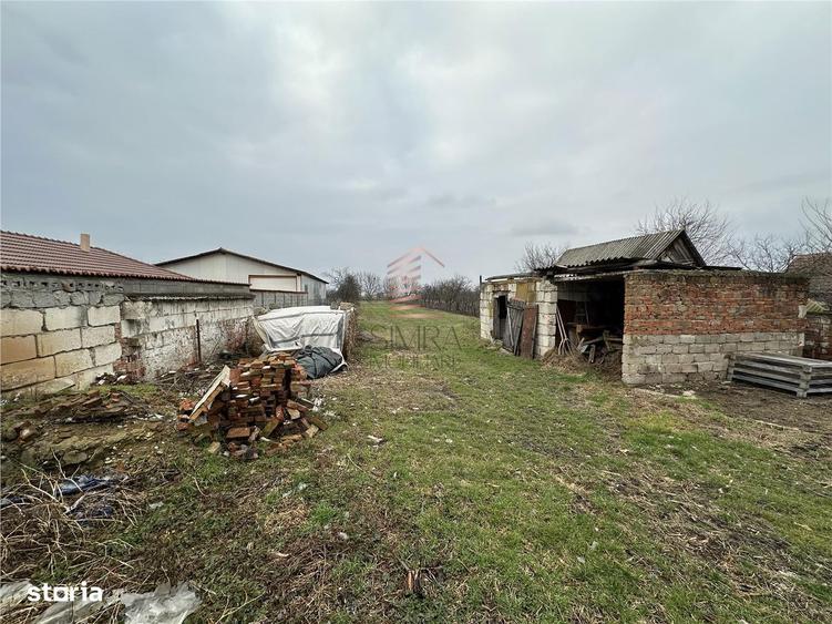 Casa 5 camere parter + etaj, teren de 1000 mq Livada - 6