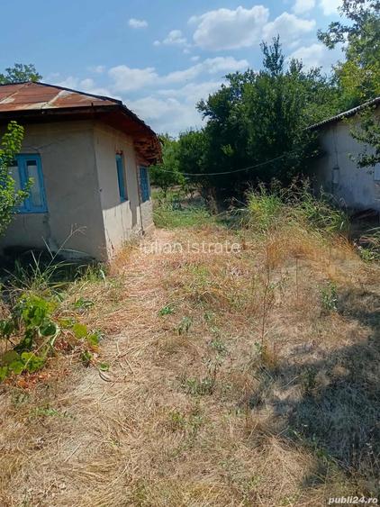 Casa de vanzare cu teren