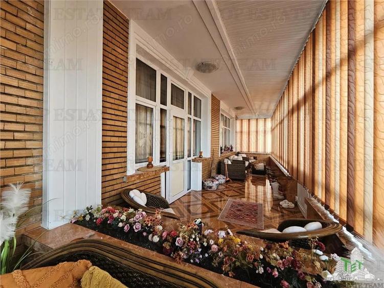 Casa spatioasa si versatila de vanzare in Eforie Nord ideala pentru locuinta + afacere! - 20