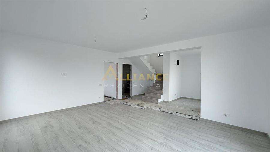 Casa Individuala - 4 camere - 2 bai - 352 mp teren - 5