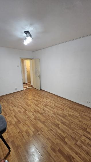 Mihai Bravu - gars, cf1,dec, 3/4, bl.1981 - 33500 euro - 2