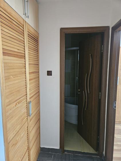 Inchiriez apartament cu 2 camere Brasov str. Galaxiei - 1