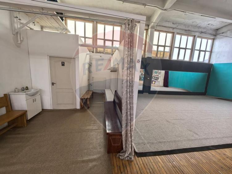 Spațiu de închiriat pt sala dansuri, gimnastica, sala sport -- 220mp - 6