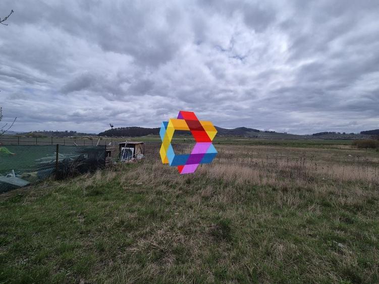 Teren cu PUZ pentru showroom/ hala - 4800 mp # plus-imo.ro - 1