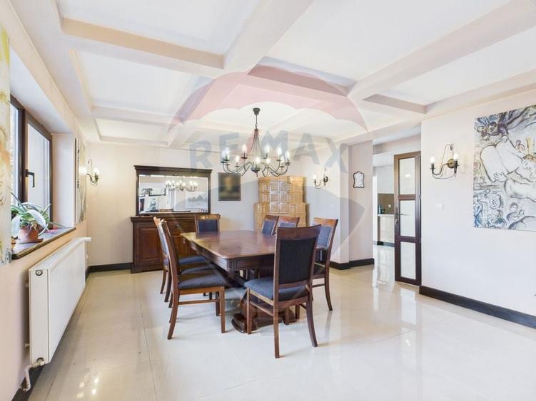 Vilă spațioasă în zona centrală Breaza, 310 mp utili, teren 610 mp - 3