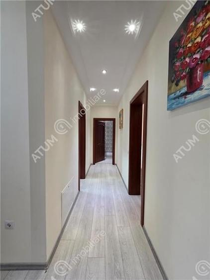 Casa 4 camere 3 bai terasa si teren 250 mp zona Octavian Goga Selimbar - 29
