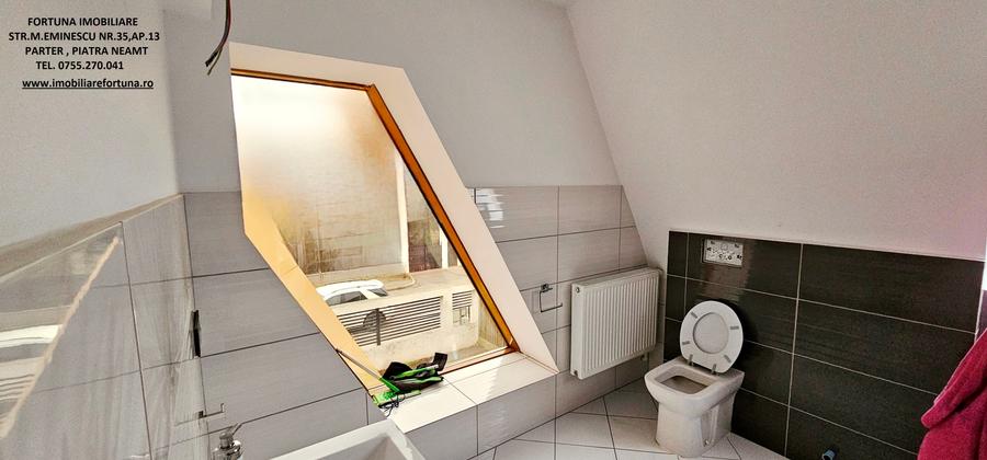 Casa High-Tech, cu design futurist, Piatra Neamt - 8