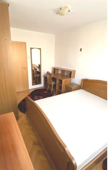 Apartament cu 3 camere decomandat, mobilat în Centrul Civic