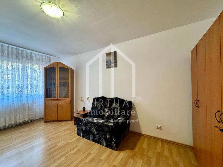 Apartament cu 3 camere decomandat în Vasile Aaron