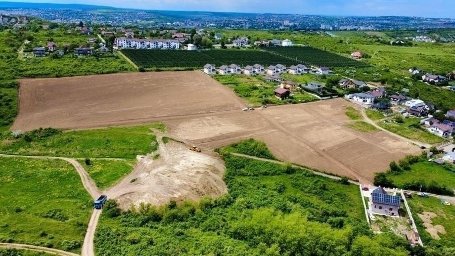 Lot teren intravilan Visani! intre case - 2