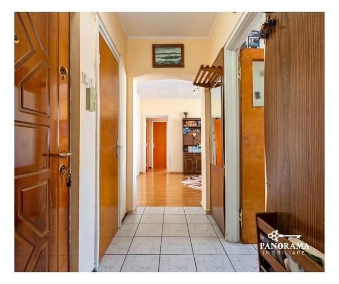 Apartament cu 3 camere de vanzare - 10