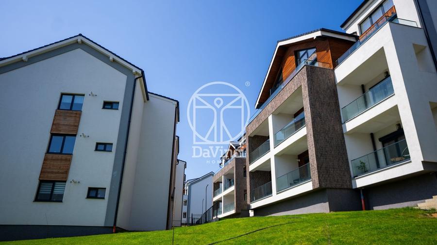 Ap. decomandat 3 camere, 2 bai - 75.71 mp + balcon 12.4 mp - intabulat - 8