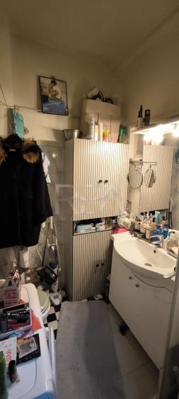 Garsoniera, Universitate - 5