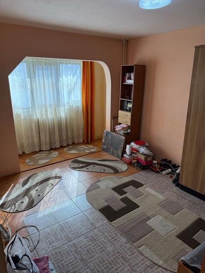 Vand garsoniera n 8 etaj 1 - 2