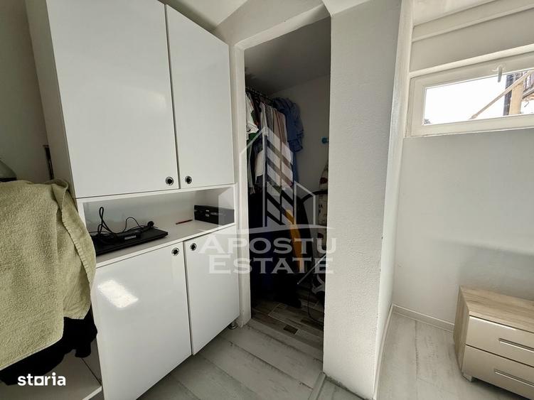 Casă cu 4 camere în Ghiroda