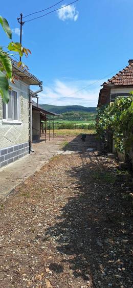 Casă cu 2 camere în Coplean