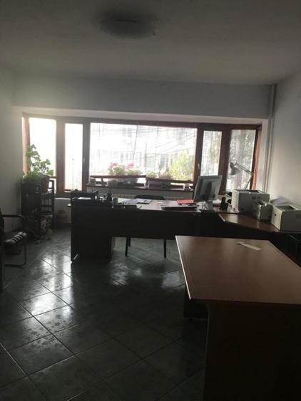 Casă individuală cu 3 camere cu Canalizare în Tomis II