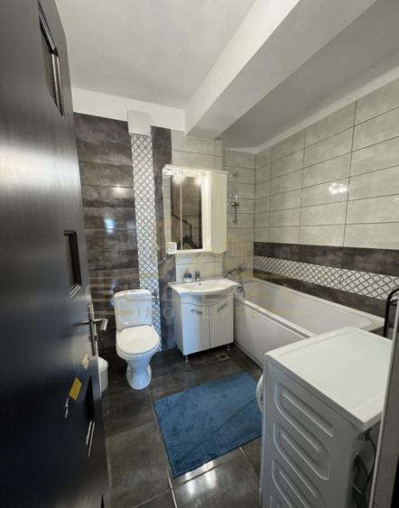 Apartament cu 3 camere semidecomandat, mobilat în Zorilor