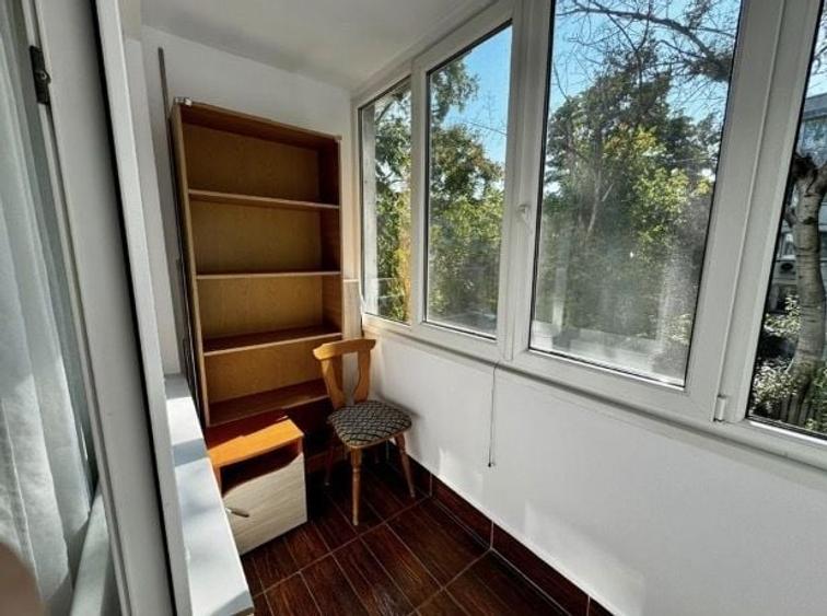 Apartament cu 3 camere semidecomandat, mobilat în Drumul Taberei