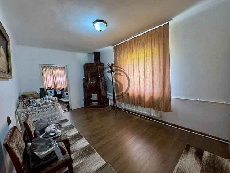 Casă individuală cu 5 camere cu Canalizare în Mălăeștii de Jos