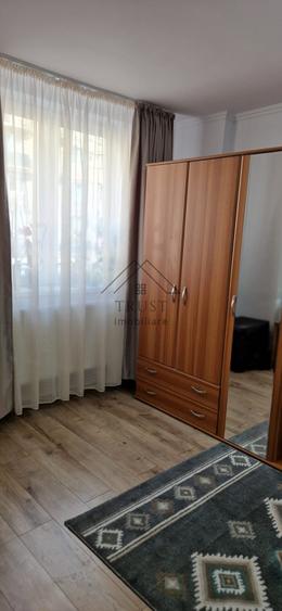 Apartament cu 3 camere, mobilat în Horea