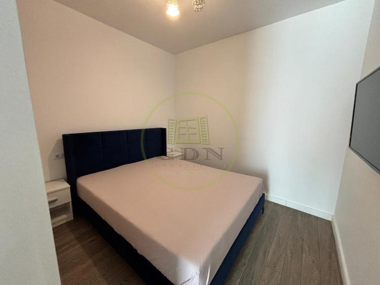 Apartament cu 2 camere semidecomandat, mobilat în 1 Mai