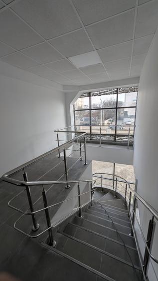 Spațiu industrial, de 1,100 mp, în B-dul București