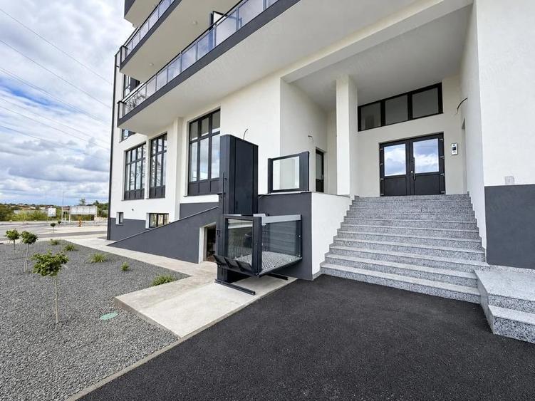 Apartament cu 2 camere decomandat în Băile Felix