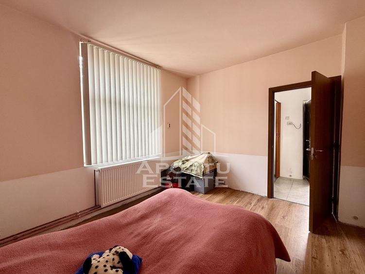 Apartament cu 3 camere decomandat, mobilat în Complex Studențesc