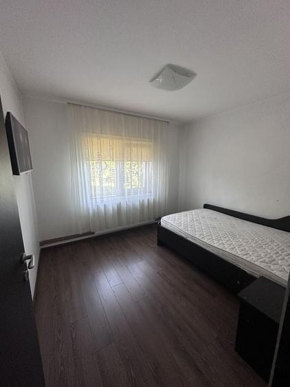 Apartament cu 4 camere în Central