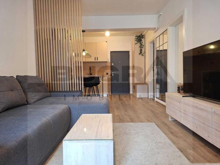 Apartament cu 2 camere semidecomandat în Mărăști