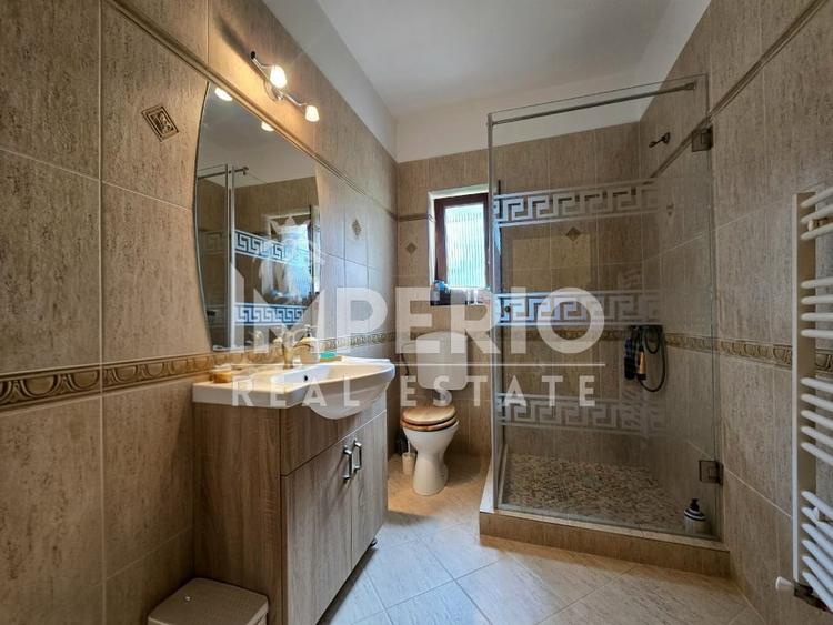 Casă individuală cu 5 camere cu Canalizare în Mănăștur