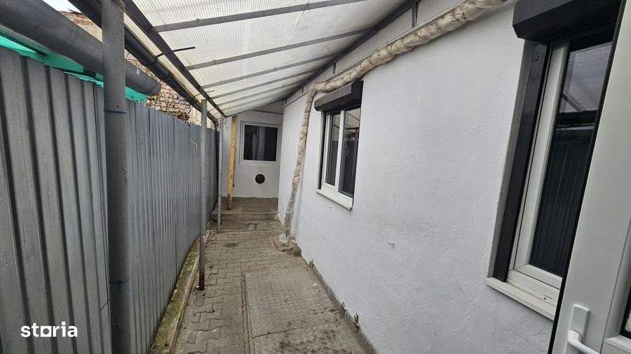 Medias Casa singur Curte Strada Serban Voda - 16