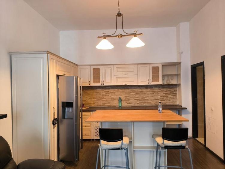 De v&acirc;nzare duplex pe strada Occidentului - 22