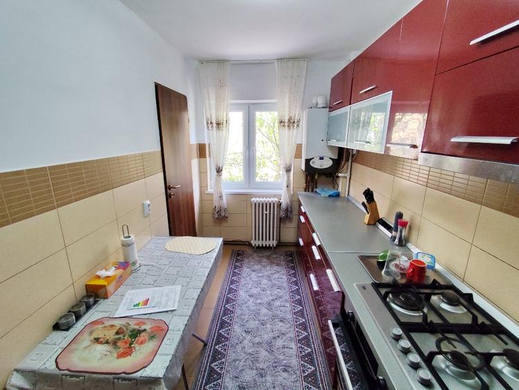 Vand apartament 3 camere mobilat si utilat  - 3