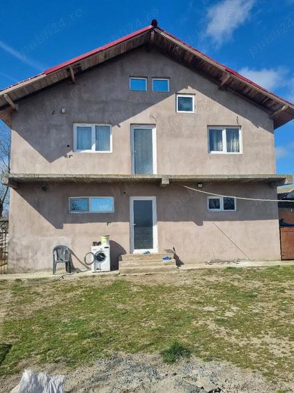 casa de vanzare la topraisar mai multe detali la telefonu - 3
