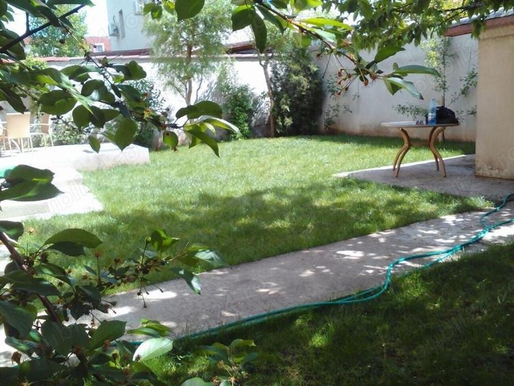 Casă cu 2 camere cu Teren 330 Mp în Popești-Leordeni
